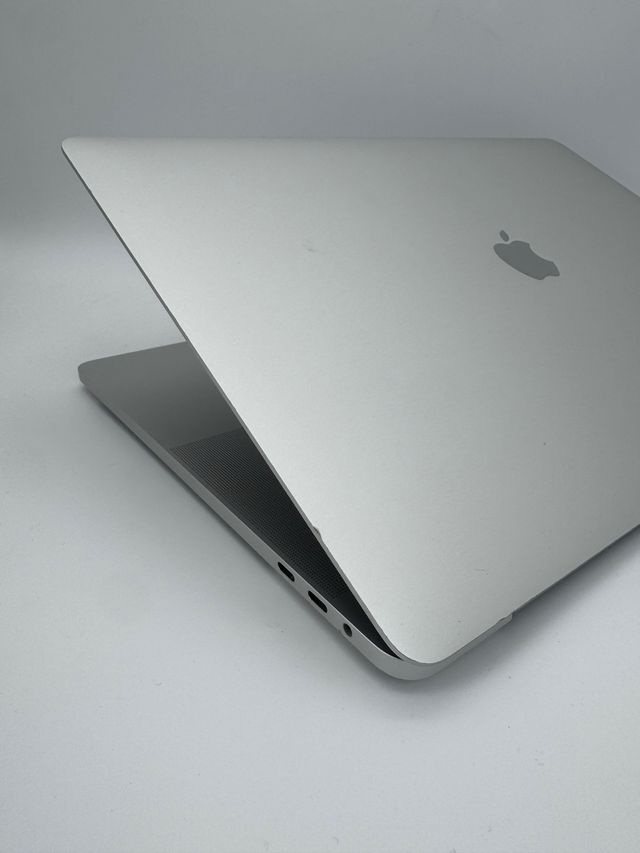 MacBook Pro 16” 2019