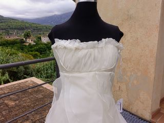 Vestido de novia modelo Chocolate Crudo de la firma Victorio & Lucchino