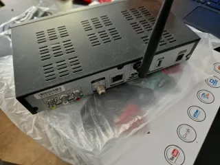 Iris SAT 9800HD Receptor Satélite