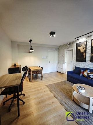 Piso en alquiler en Los Naranjos - Las Brisas en Marbella