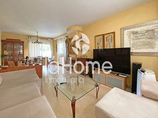 Chalet en venta en Riba-roja de Túria