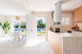 Casa adosada en venta en Nueva Alcántara en Marbella