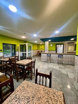 Local comercial en venta en Huerta del Rey en Valladolid