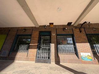 Local comercial en venta en Huerta del Rey en Valladolid