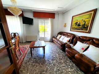 Chalet en venta en Peal de Becerro