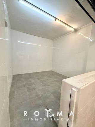 Local comercial en venta en Rochelambert en Sevilla