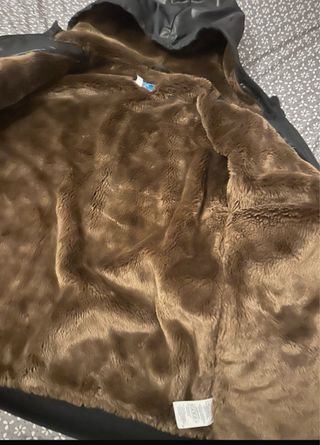 Chaqueta Adidas Chile 62 Negra con pelo interior