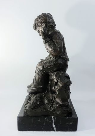 Escultura bronce niño diseño Jaume Cases