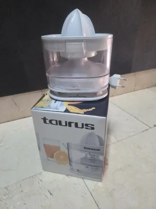 Exprimidor Taurus TC-350