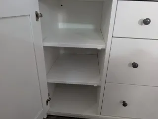 Mueble aparador de madera blanco