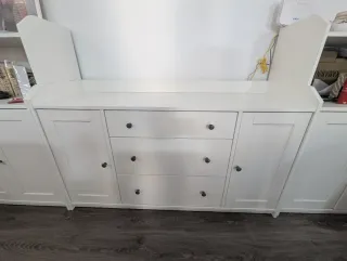 Mueble aparador de madera blanco