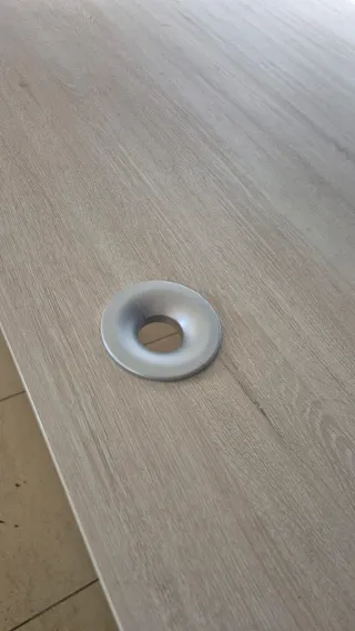 Mesa de oficina madera y metal