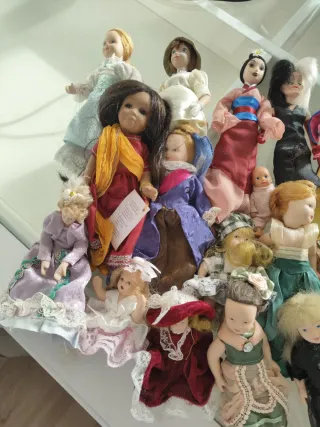 Bambole di porcellana - Collezione
