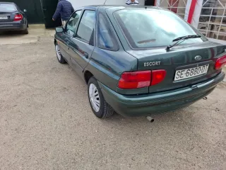Ford Escort
