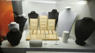 Expositores y petos Joyería Bisutería