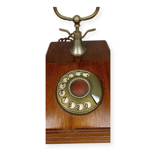 Teléfono Onix chapado en oro de 18k.