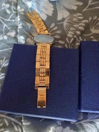 Reloj Orient Dorado y Blanco