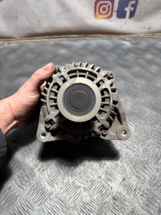 Alternador Mazda 6 2.0 D (2004)