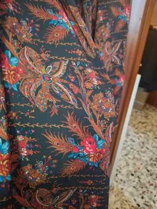 Tessuto fantasia floreale nero multicolor