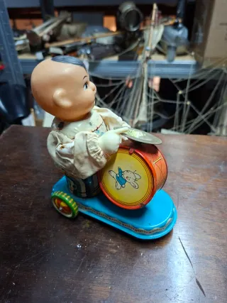 Juguete antiguo de cuerda chino