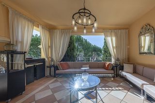 Piso en alquiler en Benahavís