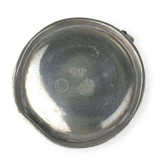 Conjunto de bandeja, jarra y azucarero antiguo de peltre