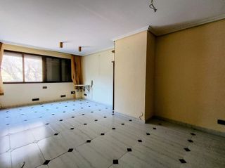 Local comercial en venta en Zona Playa de la Concha en Oropesa del Mar/Orpesa