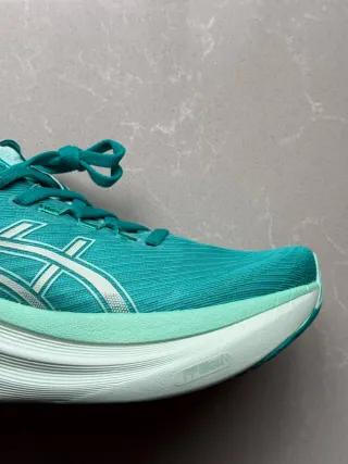 Asics Gel Nimbus 27 Teal/Blanco Talla 38