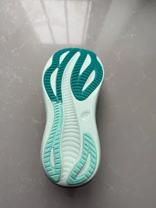 Asics Gel Nimbus 27 Teal/Blanco Talla 38