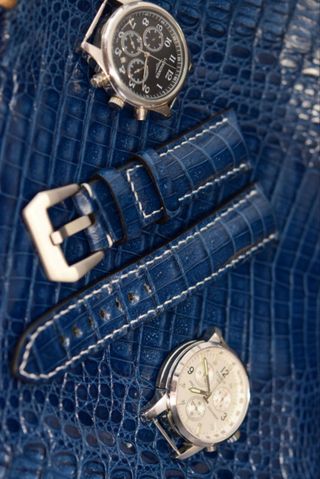 Correa de reloj artesanal en cuero vacuno premium