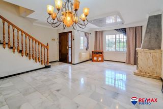 Casa adosada en venta en Churriana en Málaga