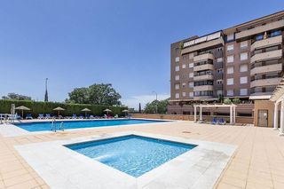 Piso en alquiler en Camino de Ronda - Rosaleda en Granada