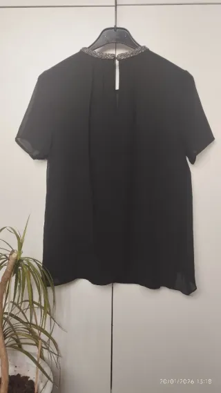Blusa Vero Moda Negra Pedrería Talla XS