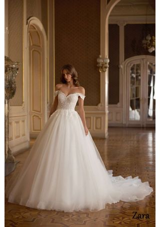 Vendedora de vestidos de novias