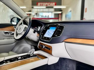 Volvo XC90 B5 235cv INSCRIPCION 7 Plazas