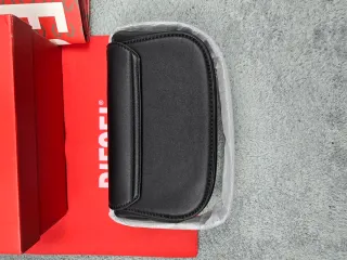 Borsa Diesel nera con tracolla e set