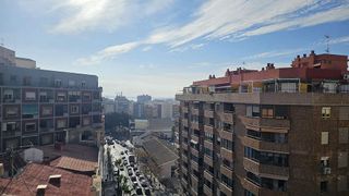 Ático en venta en Ensanche - Diputación en Alicante