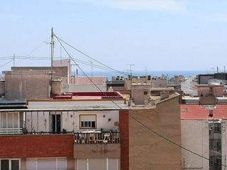 Ático en venta en Ensanche - Diputación en Alicante