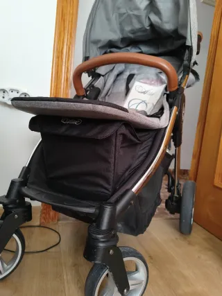 ARRUE EKO Silla de paseo gris con manillar marrón