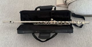 Flauta travesera Muslady con funda