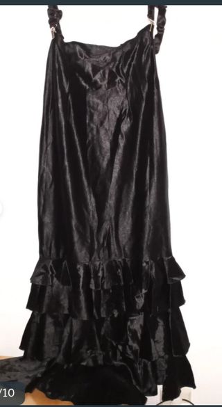 Disfraz Pokémon adulto. y Super girl.