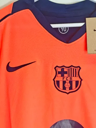 Camiseta Fútbol Tercera Total 90 2025/26