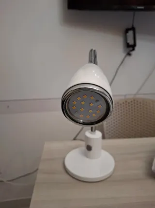 Lampada da tavolo flessibile