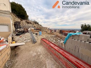 Terreno en venta en Zuera