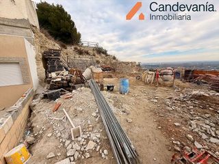Terreno en venta en Zuera