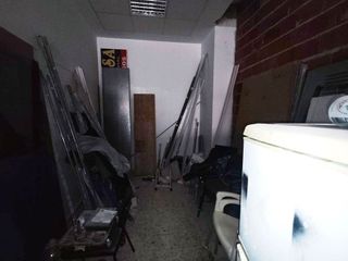 Local comercial en venta en Gamarra - La Trinidad en Málaga