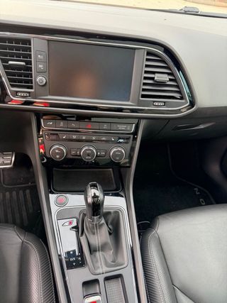 SEAT Leon ST 2.0 TSI 300 DSG