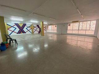 Local comercial en venta en Centre en Hospitalet de Llobregat, L´