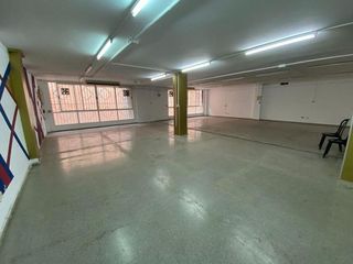 Local comercial en venta en Centre en Hospitalet de Llobregat, L´