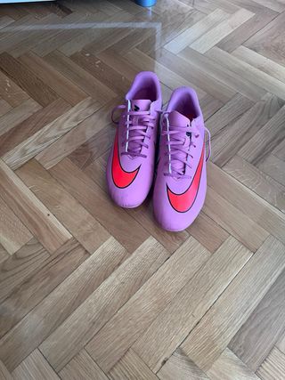 Zapatillas Fútbol Nike Rosa Talla 43